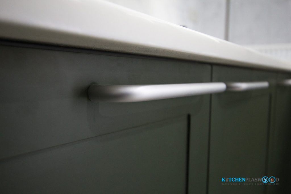 มือจับแบบโชว์, Classic Kitchen ชุดครัวพลาสวูดสไตล์ คลาสสิก