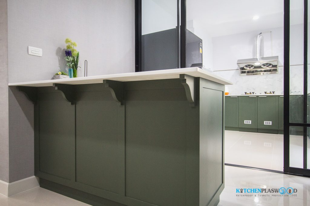 ไอส์แลนด์คลาสสิก, Classic Kitchen ชุดครัวพลาสวูดสไตล์ คลาสสิก