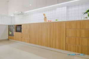 Modern Kitchen ชุดครัวโมเดิร์นในสไตล์ Minimal, เคาน์เตอร์วีว่าบอร์ด