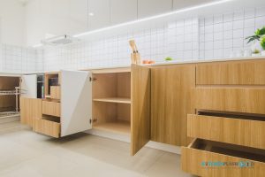 Modern Kitchen ชุดครัวโมเดิร์นในสไตล์ Minimal, เปิดปิด Soft Close