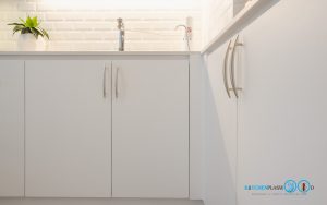 หน้าบานเรียบ DN-01, Minimal Kitchen Plaswood : ชุดครัวน่ารัก สวยแบบแฮนด์เมด