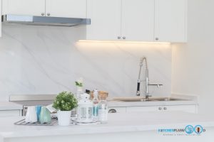 White Modern Kitchen, ผนังกันคราบหินอ่อน,