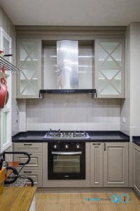 True Classic Kitchen ชุดครัวสไตล์คลาสสิคที่แท้ทรู, ชุดครัวบิ้วอิน, ชุดครัวคลาสสิค, ชุดครัวพลาสวูด, ชุดครัวกันน้ำกันปลวก100%, ชุดครัวตัวแอล, รีโนเวทชุดครัว, ออกแบบตกแต่งครัวใหม่,